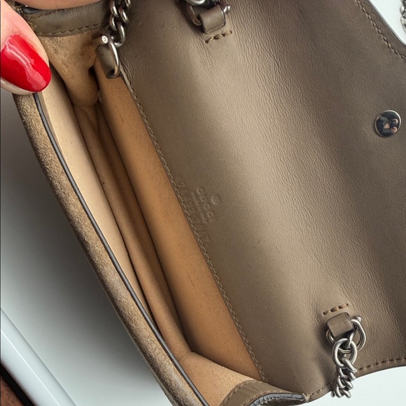 Gucci Mini Dionysus Bag - Picture 13 of 14